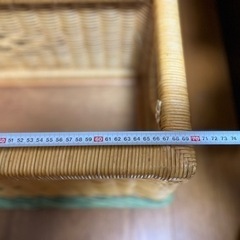 行李 カゴの画像