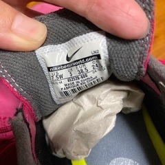 【値下げしました‼️】NIKE GOLF ゴルフシューズ（レディース、24.5㎝）の画像