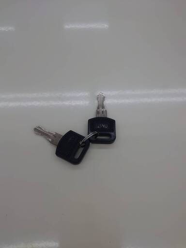 ★ジモティ割あり★  鍵付きロッカー 白 H62.3×D40.1×W118.1 クリーニング済み TJ1120