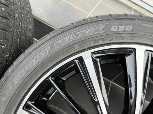 【美品】225/45r18 タイヤホイール4本セット　18インチ7j+53