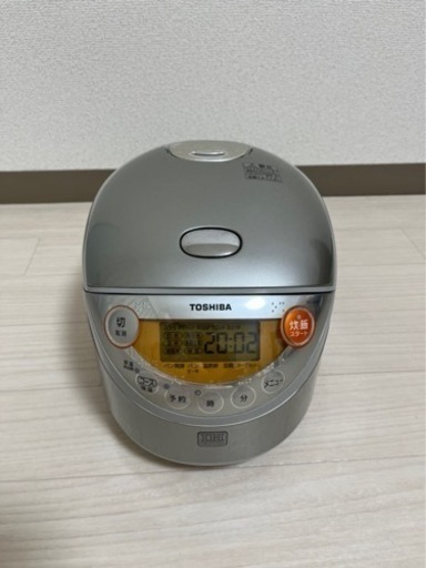 東芝　炊飯器　RC-6XD