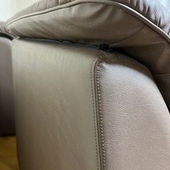 ゆったり2人掛けソファー　美品の画像