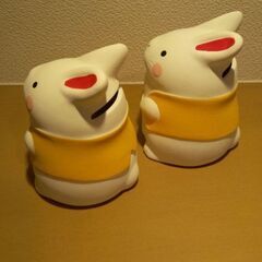 かわいいうさぎの貯金箱2個セットの画像