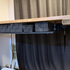 美品！FLEXISPOT E7 電動昇降式デスク　値段交渉可　直接引き渡しの画像