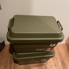 （決まりました）50L コンテナ　2つセット　キャンプ　収納の画像