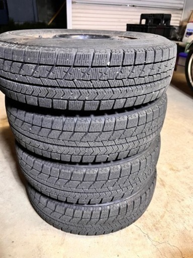 ブリザックVRX 145/80R12 8部山