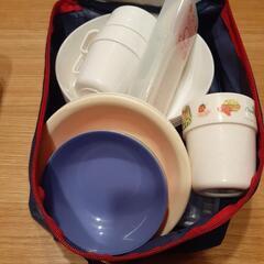 キャンプ用食器セット（パール金属他）の画像