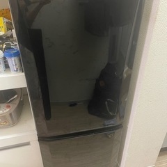 急募！！　３日以内に問い合わせない場合処分します。三菱　冷蔵庫　...