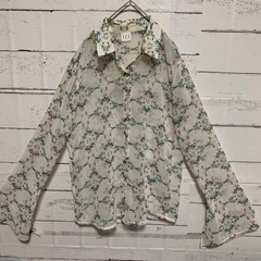 レディース　花柄デザイン　ブラウス