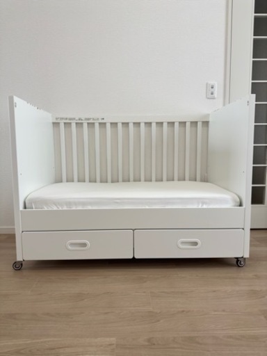 IKEA ベビーベッド　STUVA ホワイト　収納つき　キャスターつき