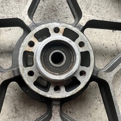 GS750 gs750 フロントホイール　星型キャストの画像
