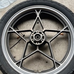 GS750 gs750 フロントホイール　星型キャスト