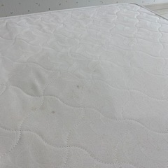 【受付終了】ベッドマットレス シングルサイズ ポケットコイル 中古 無料 藤枝市の画像