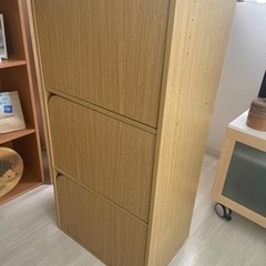 【お取引中】扉付きカラーボックス 