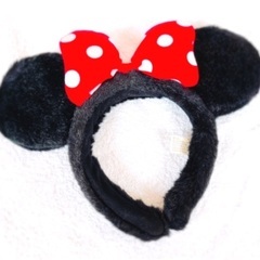DISNEY カチューシャ　ミニーのおみみ
