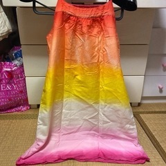 ワンピース160サイズ虹色