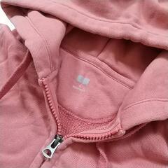 ユニクロ★パーカーLの画像