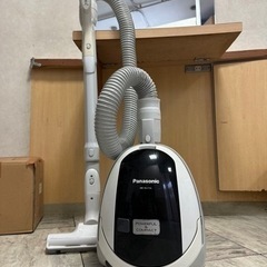 パナソニック掃除機差し上げます。