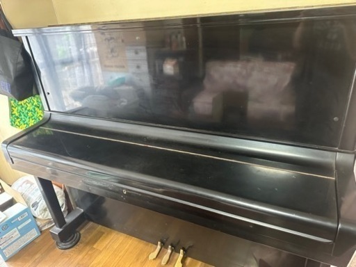 アップライトピアノ　送料次第で値引きします