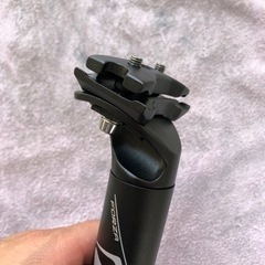 ロードバイク　φ31.0シートポスト(フォルツァ)の画像