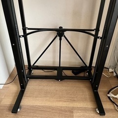 コンパクトなパソコンデスク　昇降デスクの画像