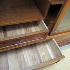 茶箪笥　飾り棚の画像