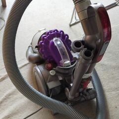 ダイソンDC22　掃除機　コード式の画像
