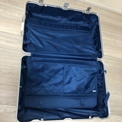 決まりました　海外旅行など大きめサイズ　キャリーケースの画像