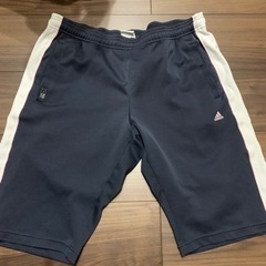 adidas ジャージ上下の画像