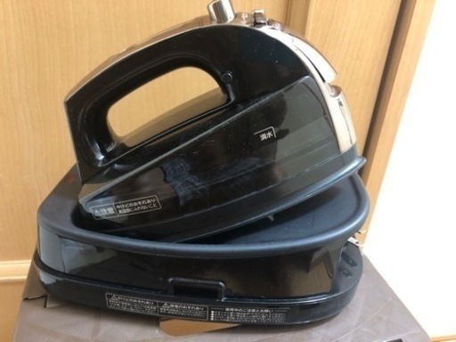 コードレススチームアイロン - 日立CSI-307