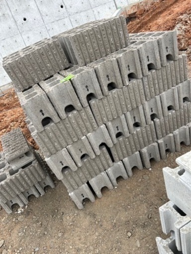 ジャスティ　化粧ブロック　最終値下げ中早い者勝ち❗️