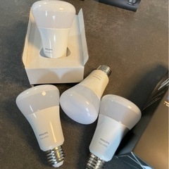 スマート電球▪️Phillips◾️hue white 電球×まとめて4つ！の画像