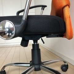 デスクチェア　LOOKKITの画像