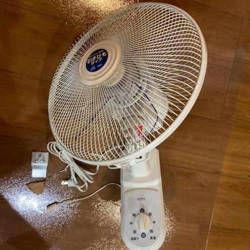 壁掛け式扇風機