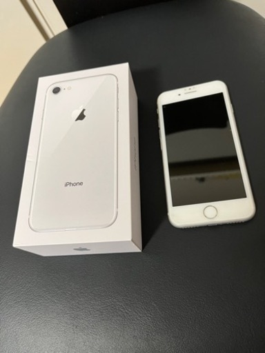 【箱あり】iPhone8 本体　64GB silver シルバー　SIMフリー