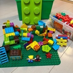 LEGO、ブロックおもちゃです。の画像