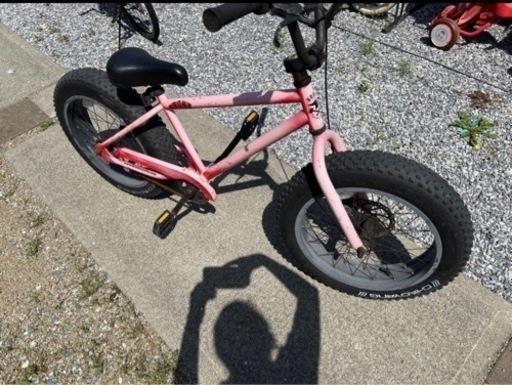 直接取引大歓迎　ファットバイク BRONX CYCLES 20インチ　 タイヤ20ｘ4.0