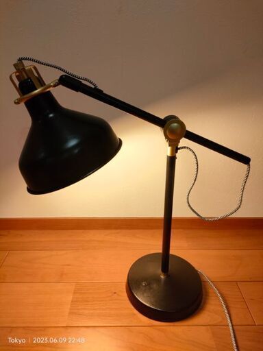 IKEAデスクライト フィラメント電球付き(LED)
