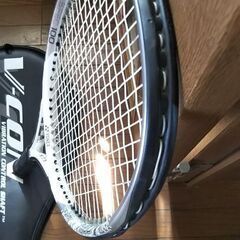 硬式テニスラケットの画像
