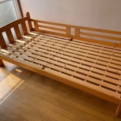 木製ベッド