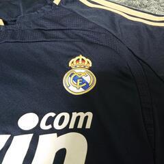 アディダス レアルマドリッドの画像