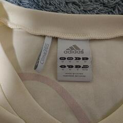 アディダス トレーニングウェア Oの画像