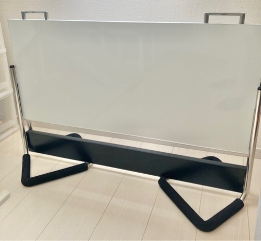 ベビーストップ＜ホワイトボードタイプ＞90cm　お絵かきできちゃう！あかちゃん用 自立式 ベビーゲート 間仕切り おくだけ パーテーション マグネット