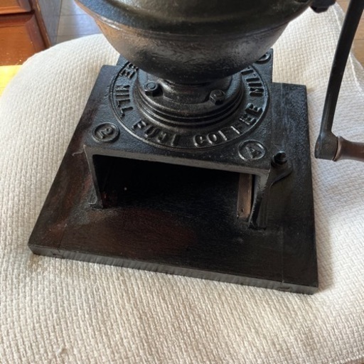 アンティーク　フジコーヒーミル　FUJI COFFEE MILL