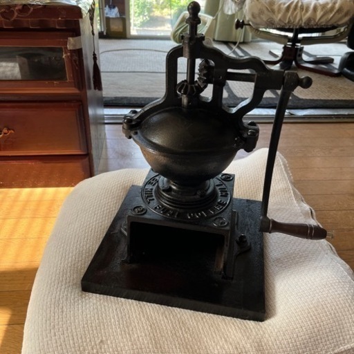 アンティーク　フジコーヒーミル　FUJI COFFEE MILL