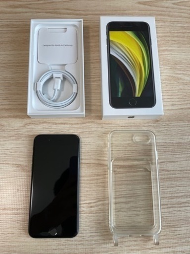 美品　iPhone SE 第2世代 ホワイト MHGQ3J/A SIMフリー