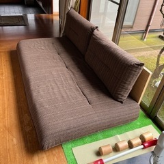 ソファーベッドの画像