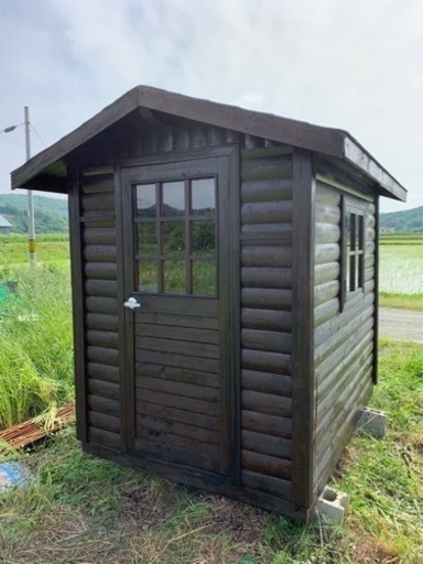 ログハウス　物置