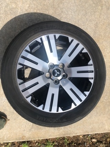 デリカd5  ホイール一本