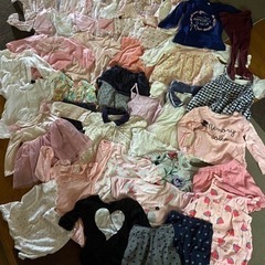 【譲渡先、決定】【最終値下げ】女児向き衣類　50〜80cm  4...